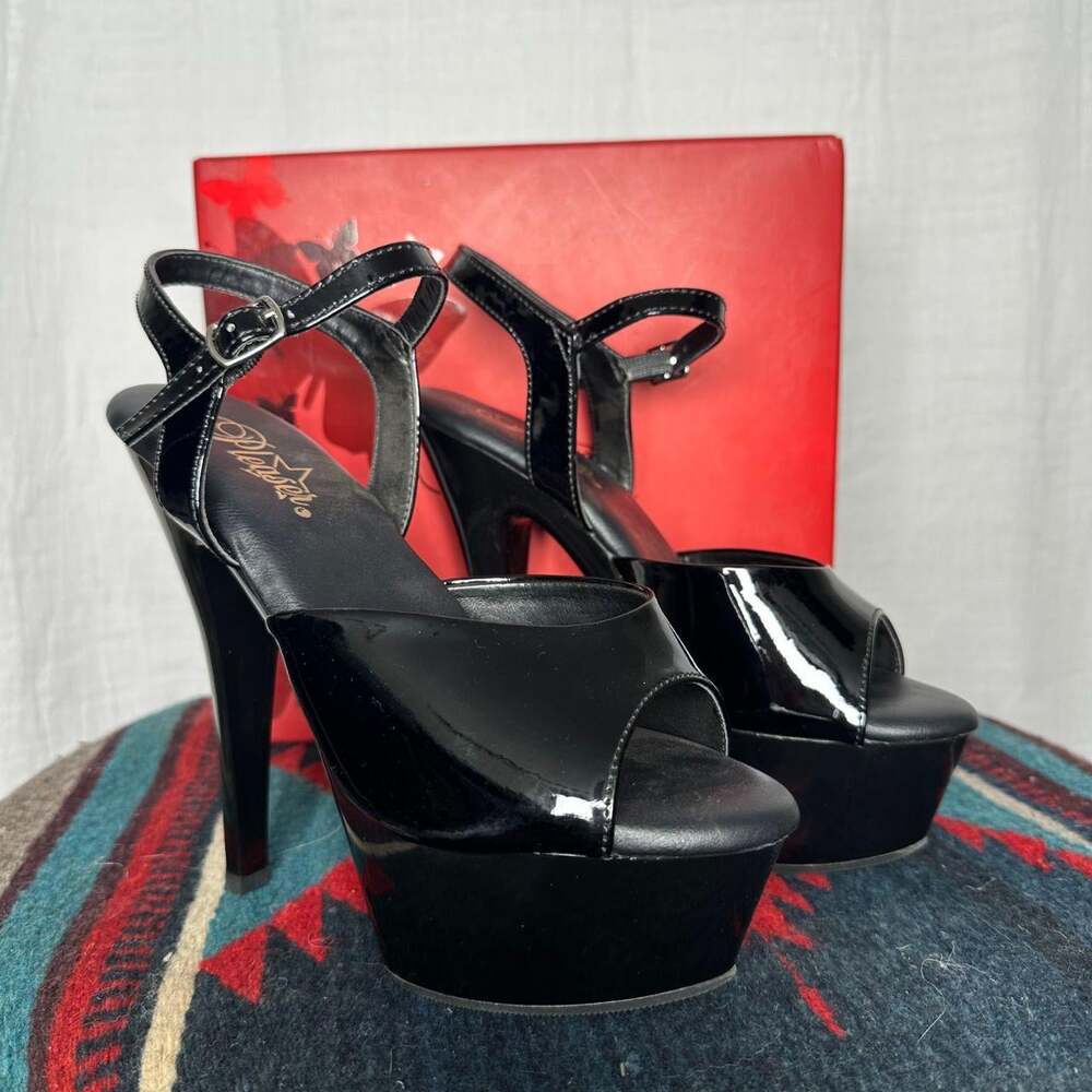 Pleaser Women's Black Courts